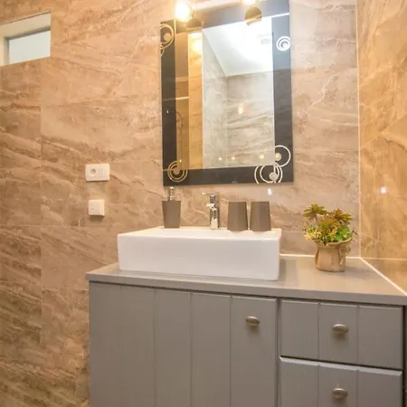Ivana 4* Imotski