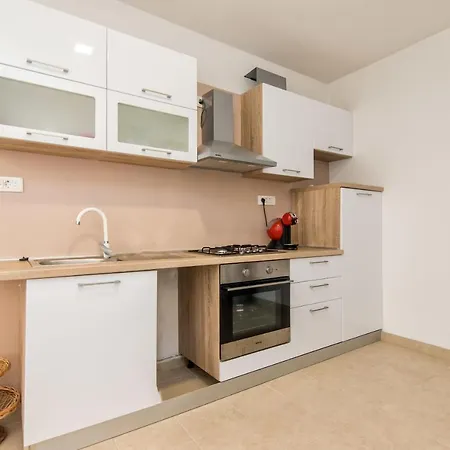 Ivana 4* Imotski